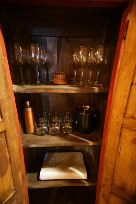 Enchanted Casita With Private Outdoor Hot Tub And Patio, Near Santa Fe Plaza, Sleeps 4 With Free Parking サンタフェ エクステリア 写真